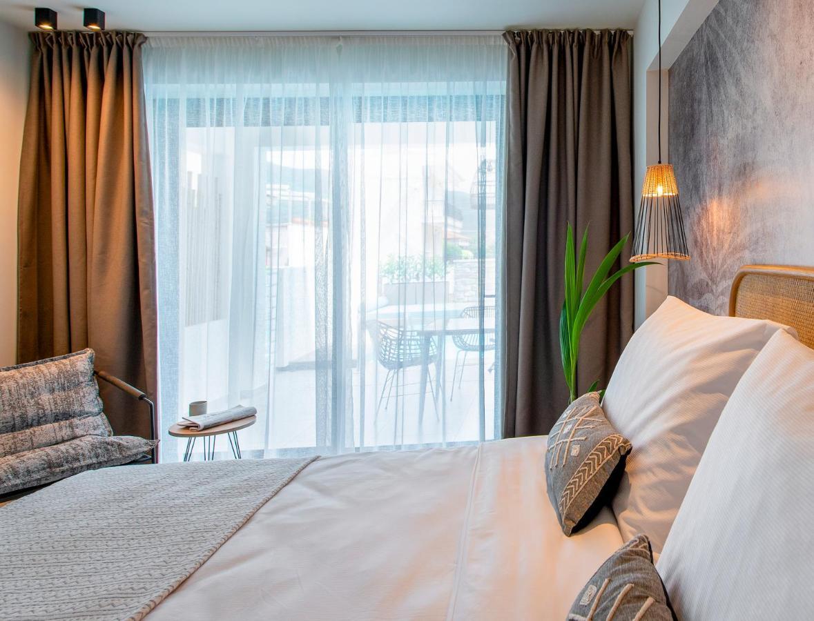 Alea Suites -Adults Only And Kids 14 Plus Asproválta Eksteriør billede